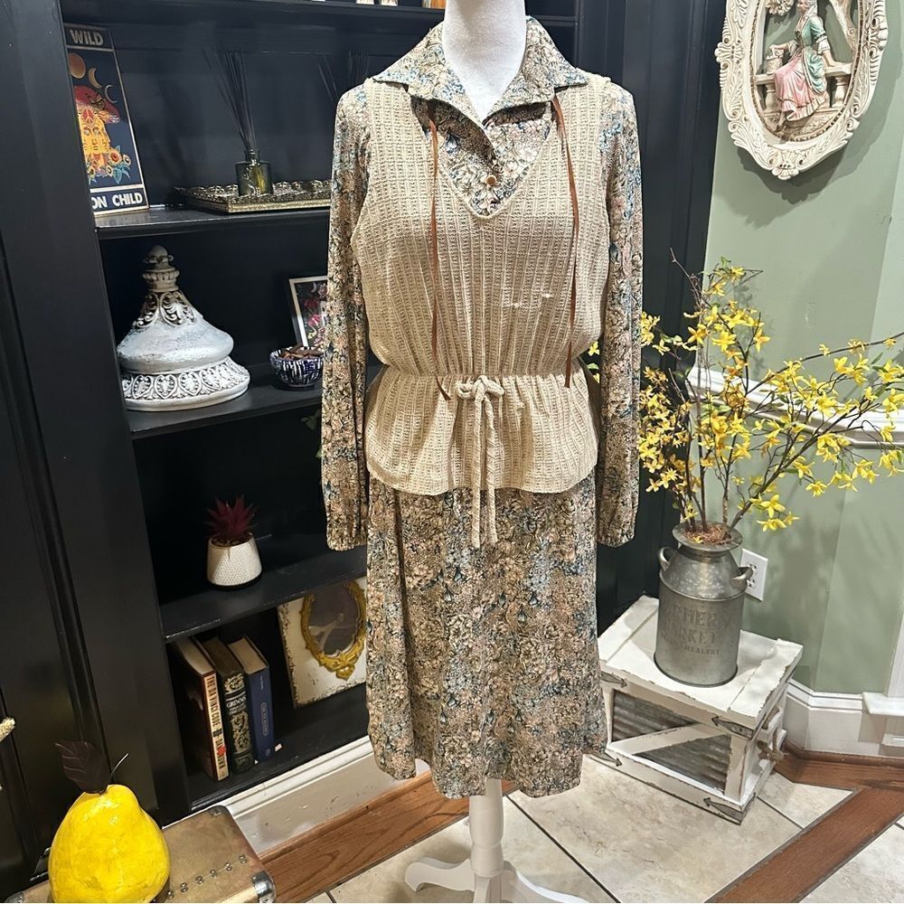 Marta D Vintage Floral Dress and Vest Size M/L
